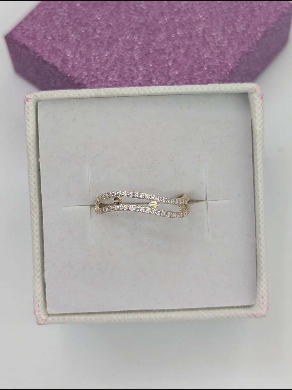 10kt Real Gold Women's Ring Size 7
